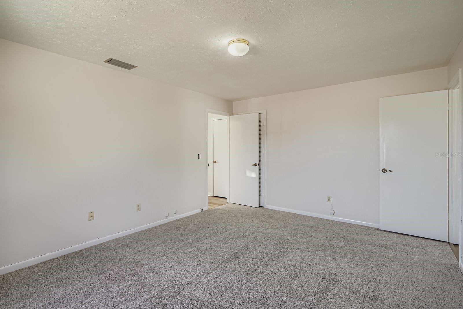 Image 22 of 28 For 902 Retriever Avenue