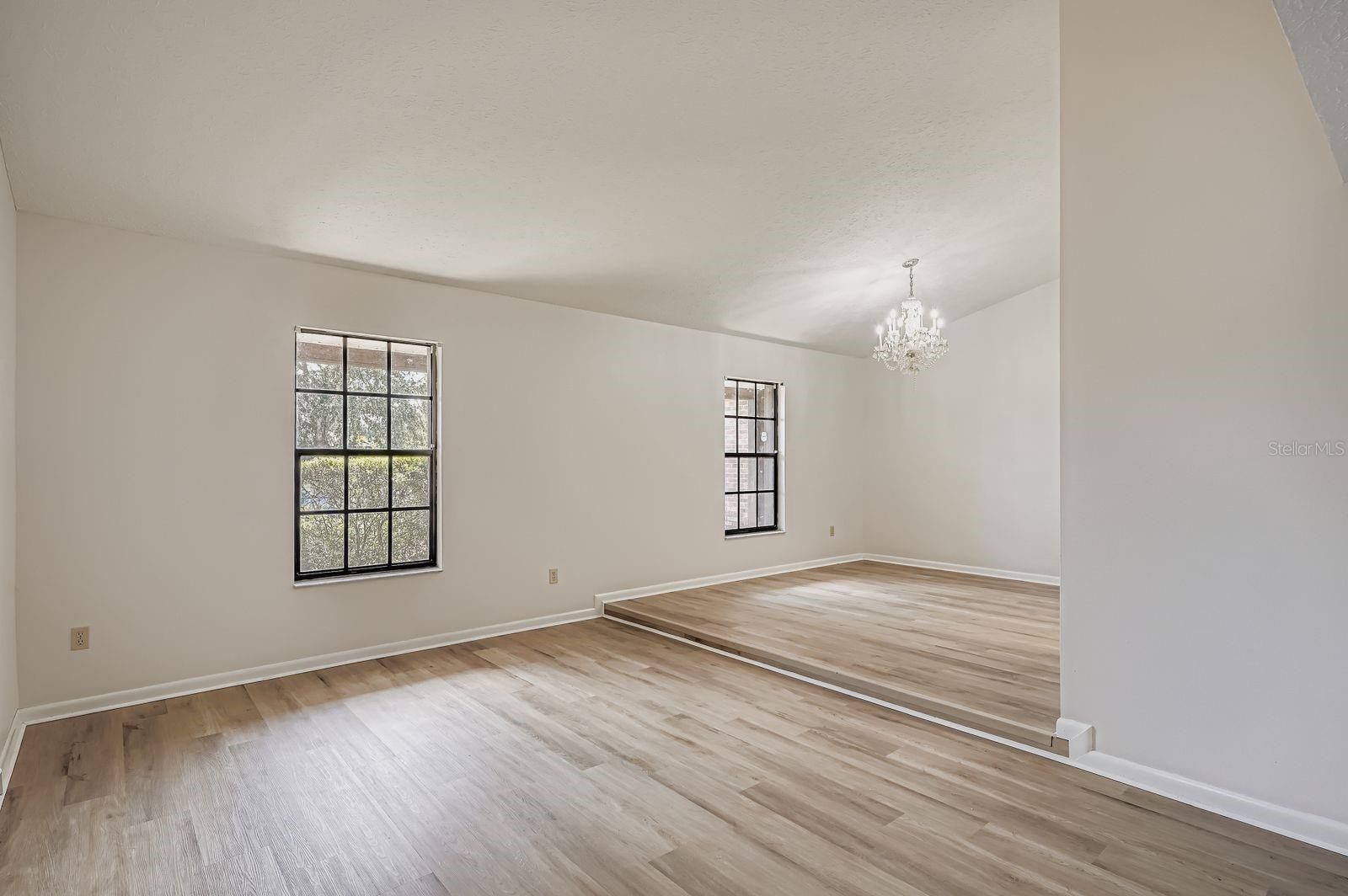 Image 7 of 28 For 902 Retriever Avenue