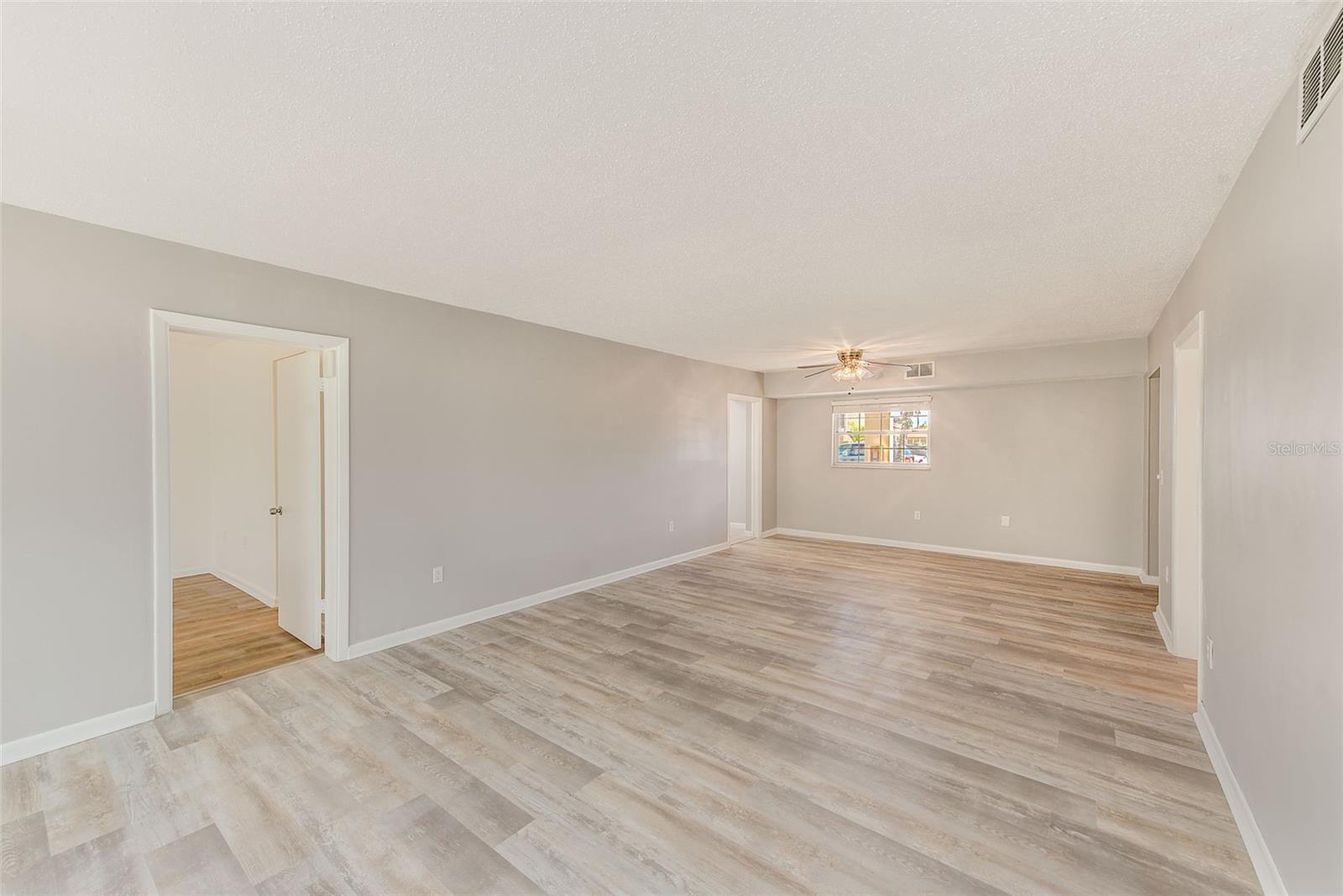 Image 37 of 69 For 10280 Imperial Point Drive W 7