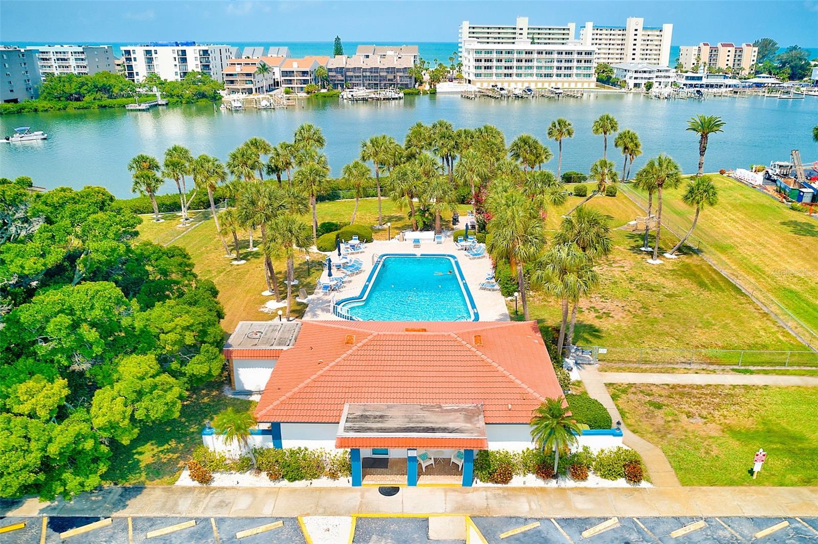 Image 66 of 69 For 10280 Imperial Point Drive W 7