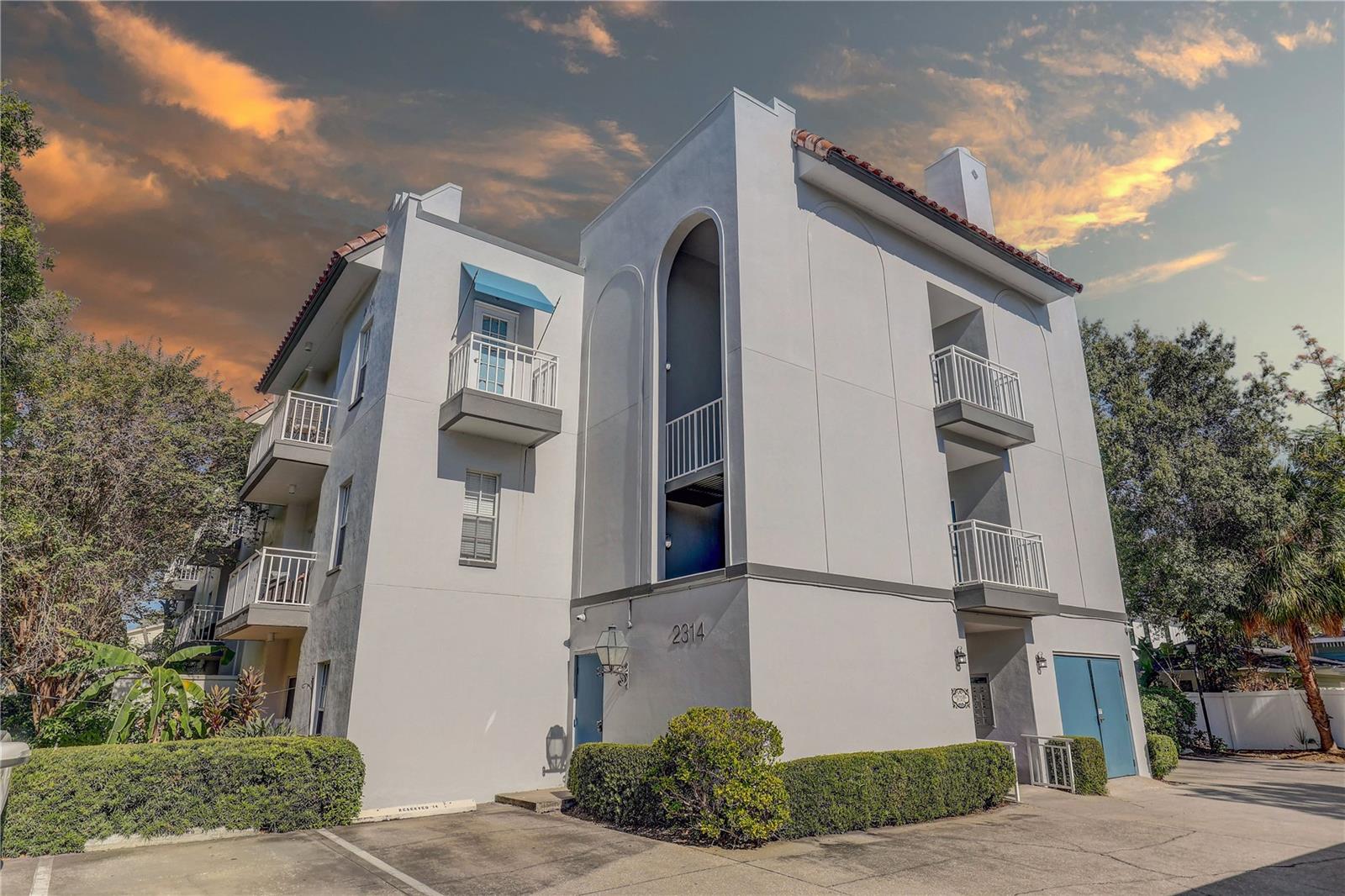 Details for 2314 Clewis Court 204, TAMPA, FL 33629