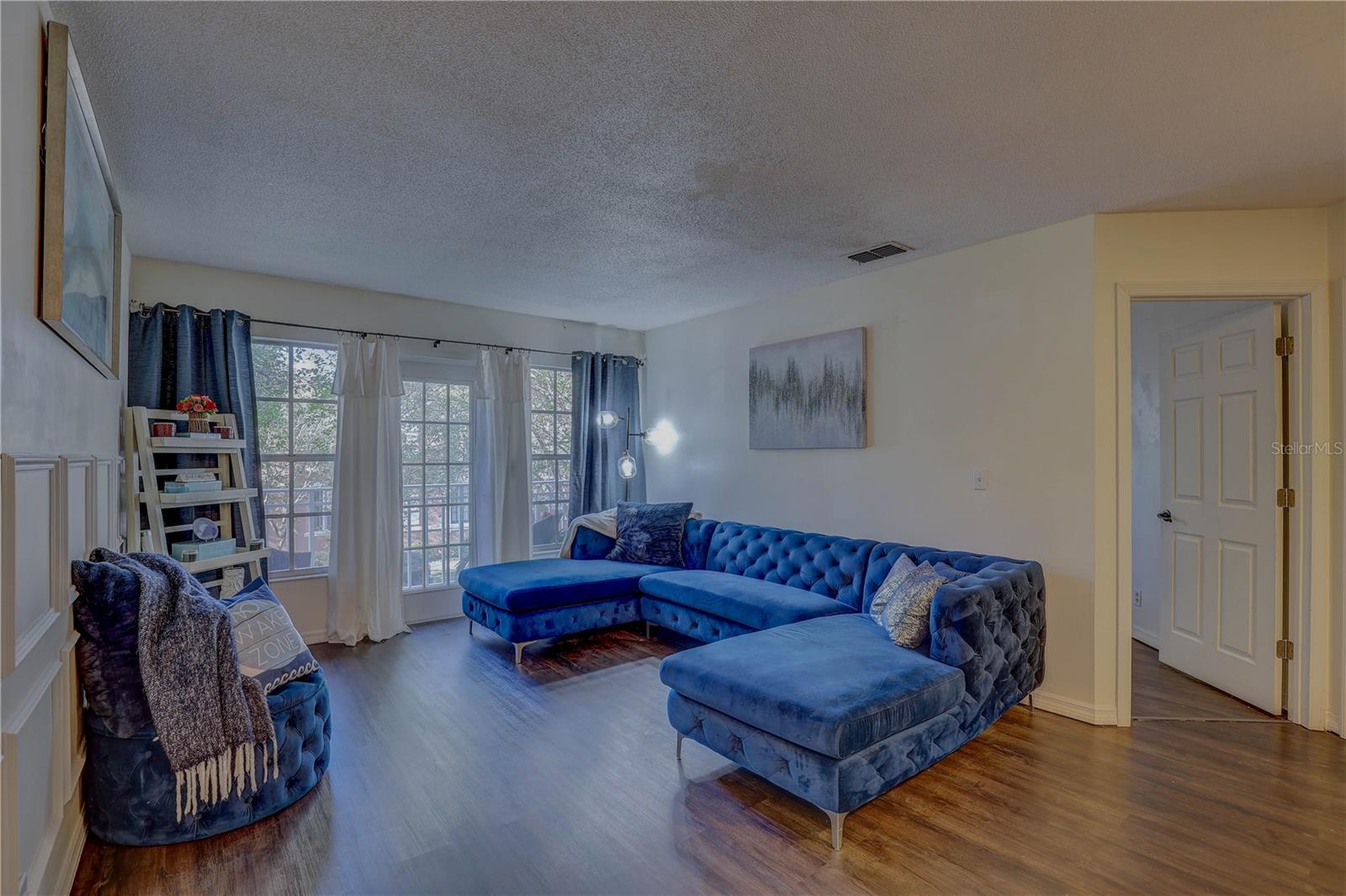 Image 13 of 45 For 2314 Clewis Court 204