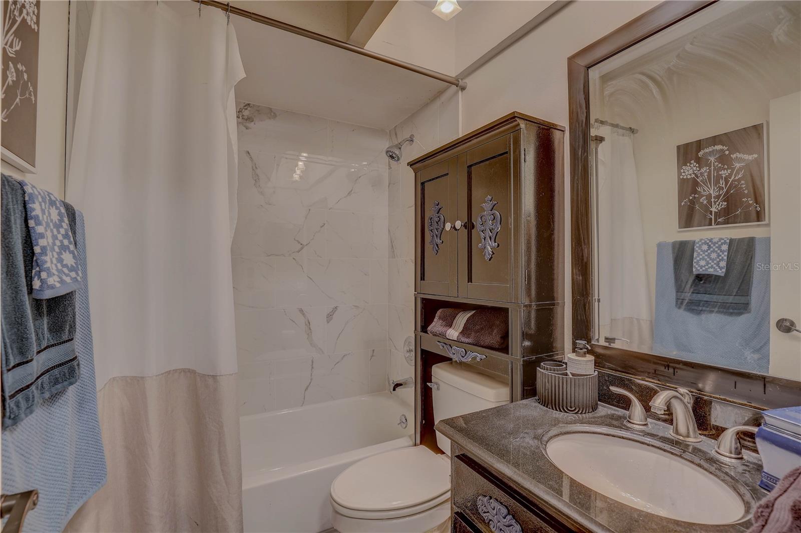 Image 23 of 45 For 2314 Clewis Court 204