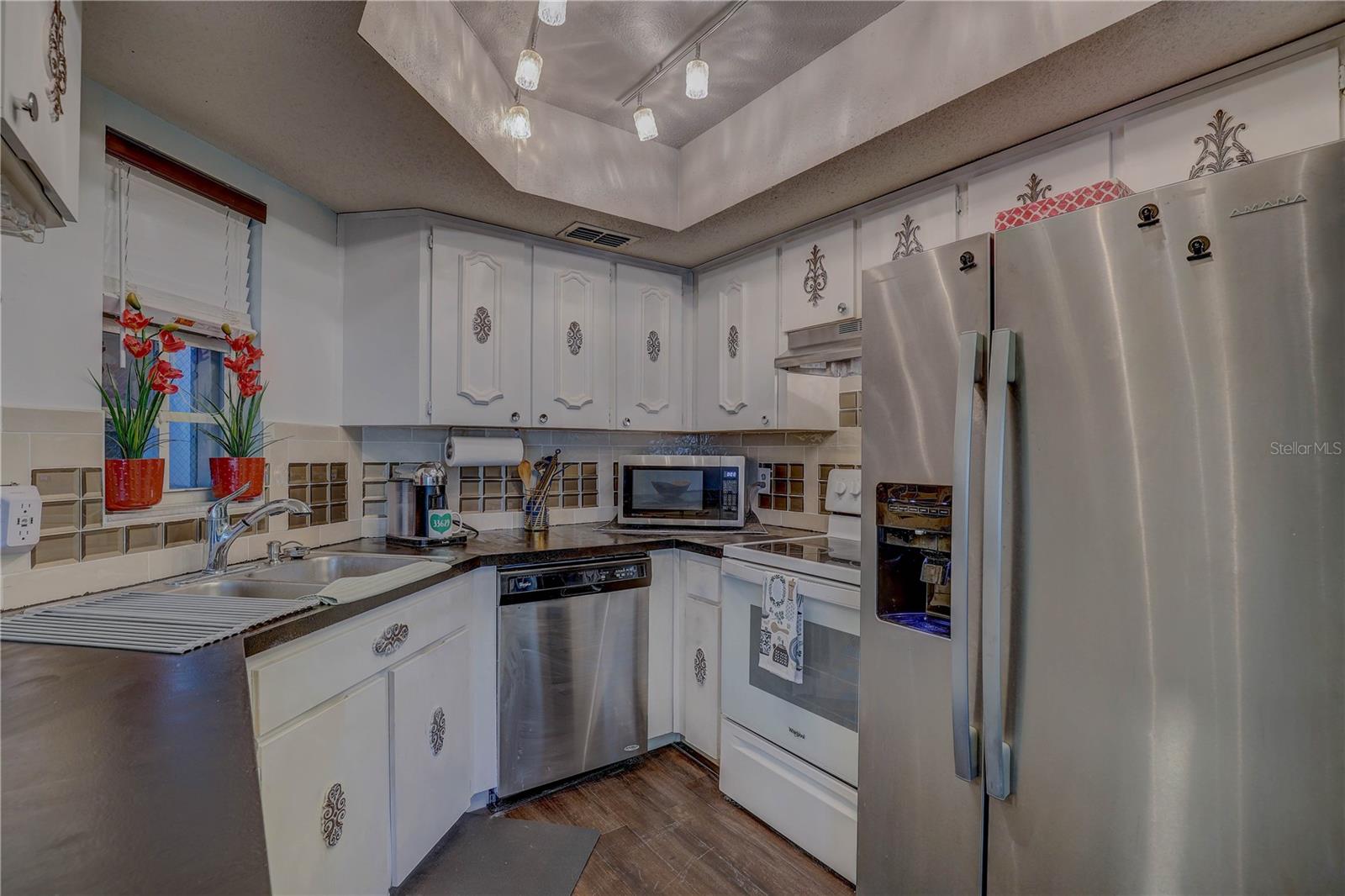 Image 27 of 45 For 2314 Clewis Court 204