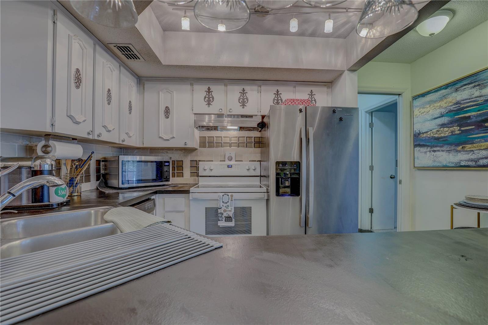 Image 29 of 45 For 2314 Clewis Court 204