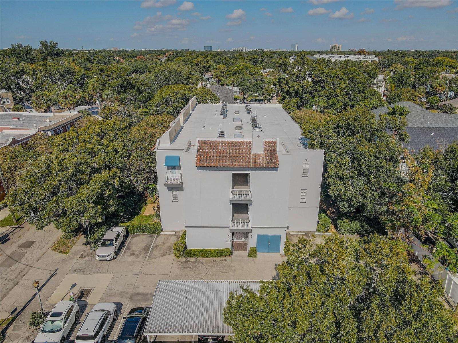 Image 33 of 45 For 2314 Clewis Court 204