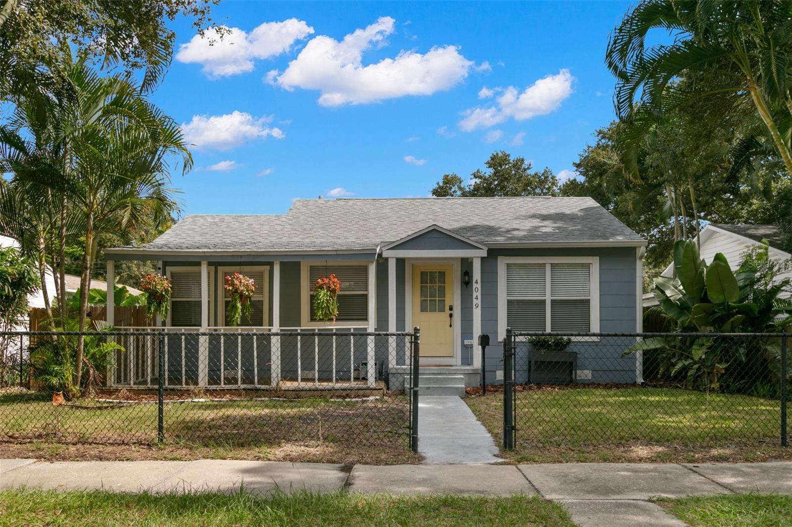 Image 51 of 100 For 4049 Iris Street N