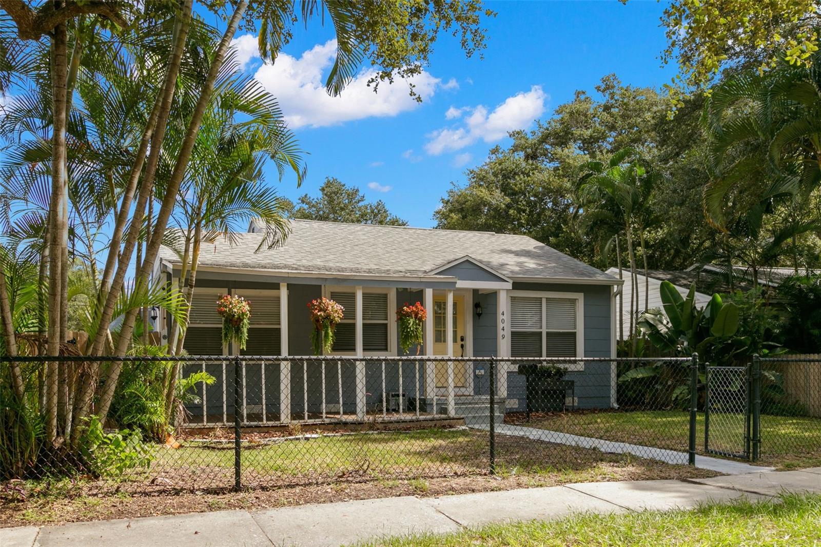 Image 53 of 100 For 4049 Iris Street N