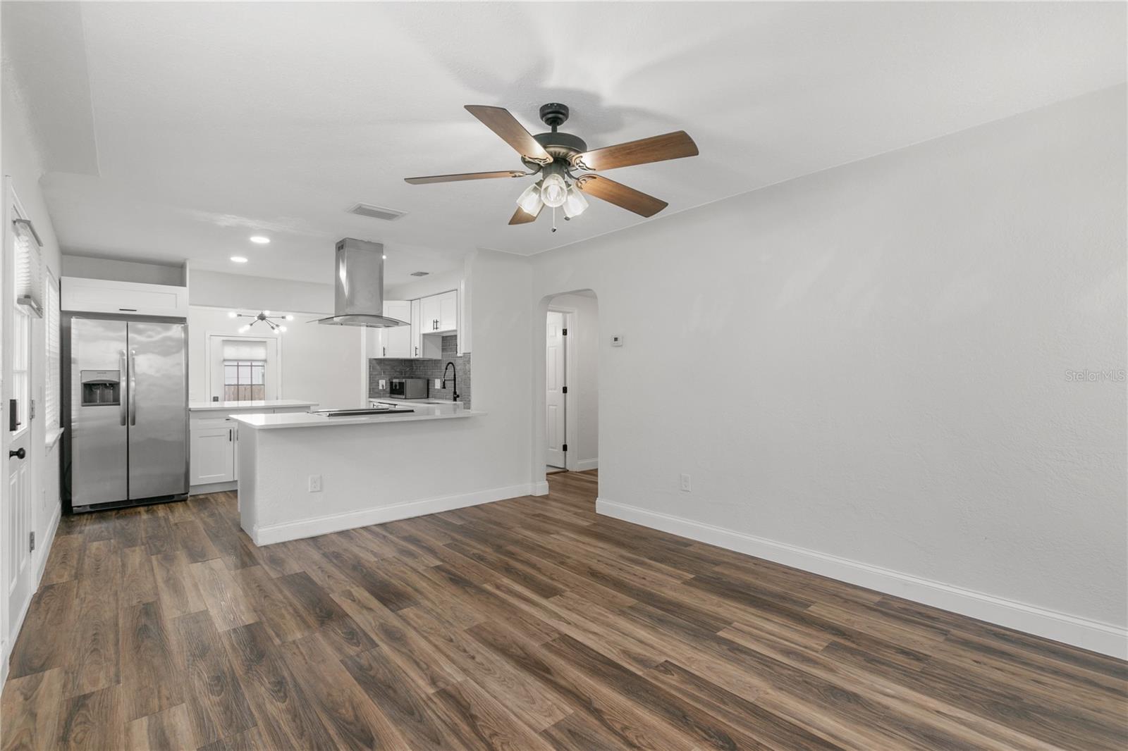 Image 64 of 100 For 4049 Iris Street N