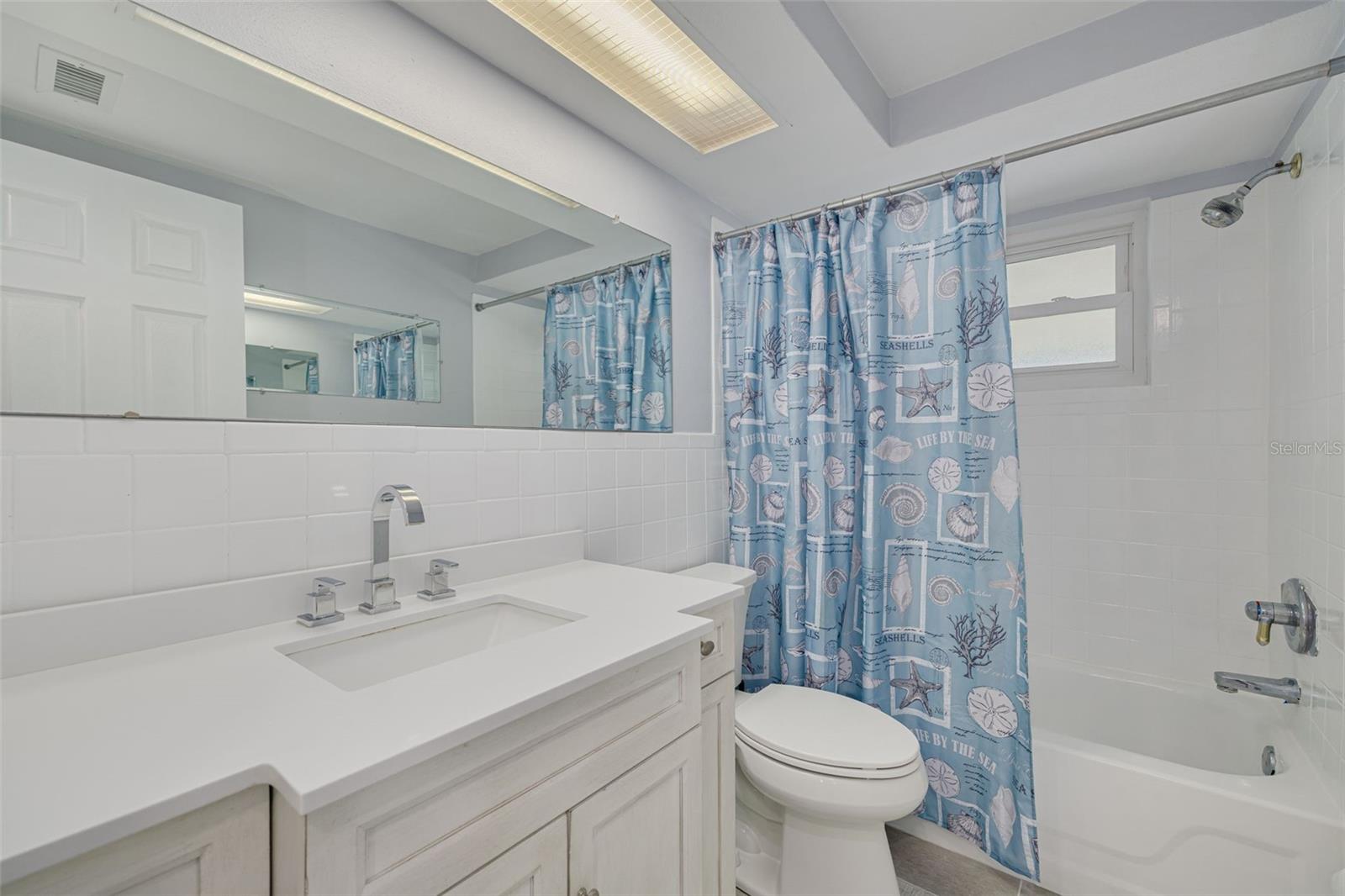 Image 25 of 100 For 4256 Rudder Way