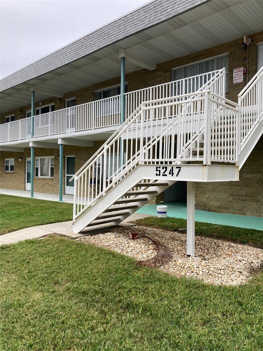 Details for 5247 81st Street N 18, ST PETERSBURG, FL 33709