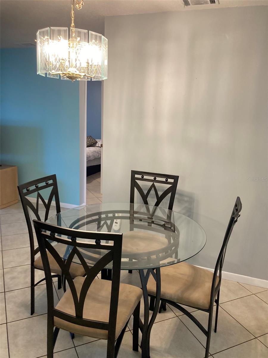 Image 7 of 36 For 5247 81st Street N 18