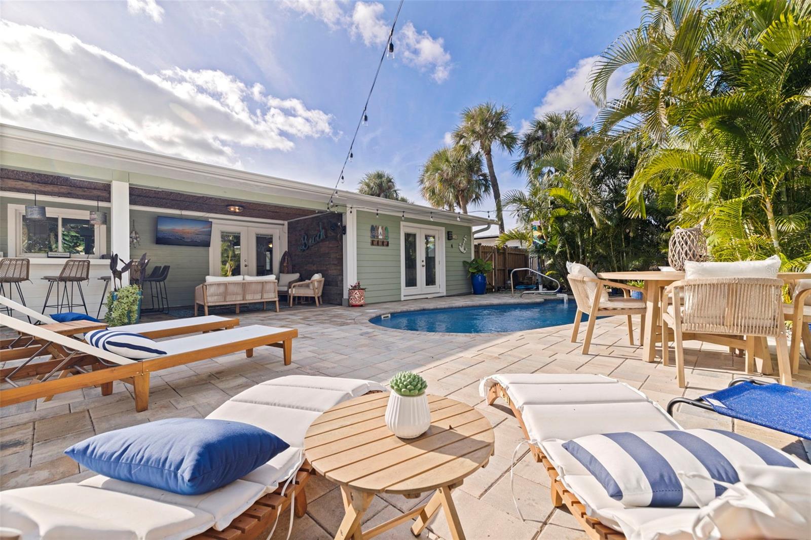 Image 20 of 41 For 459 87th Avenue