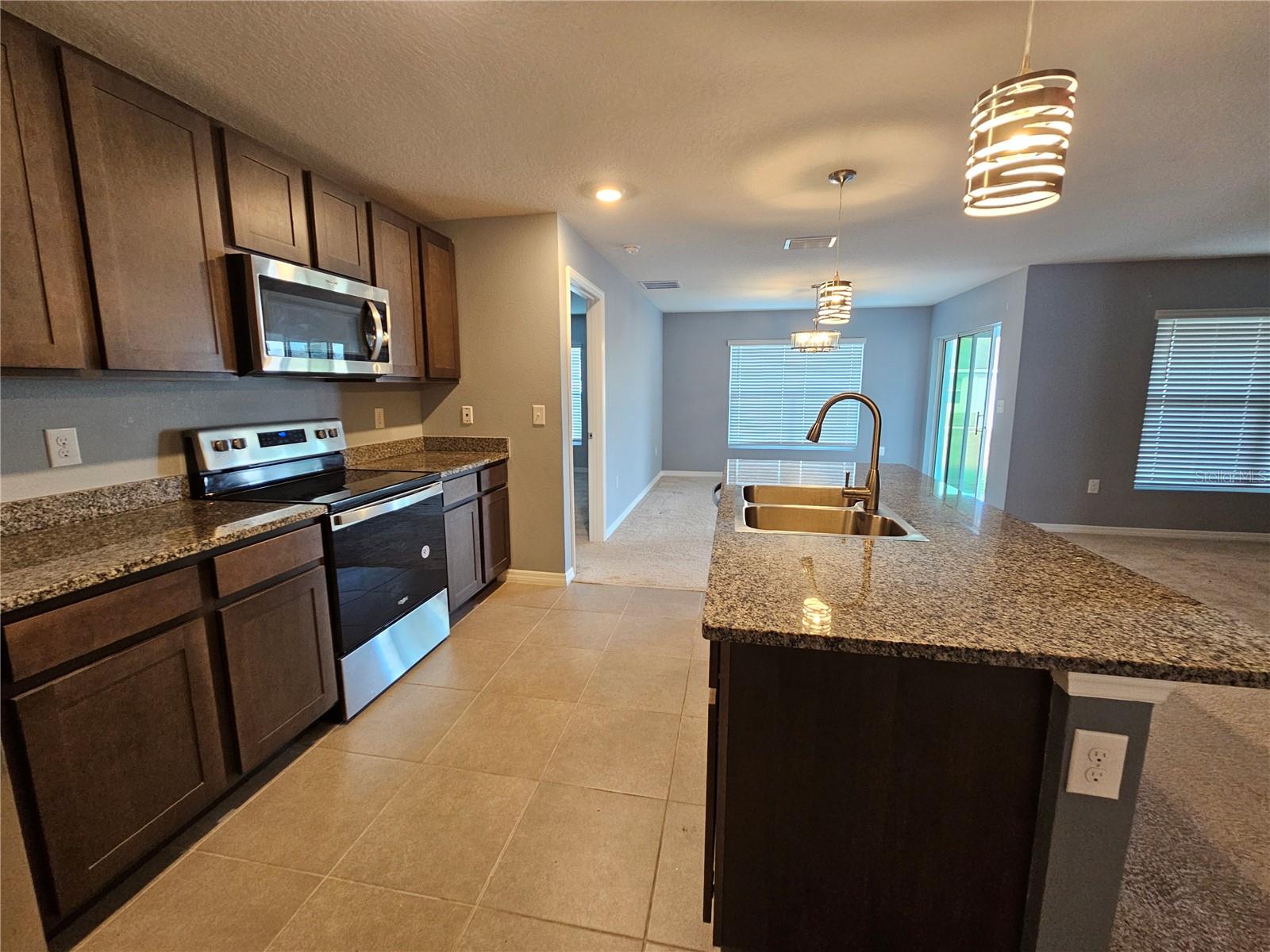 Image 10 of 33 For 1104 Tidal Rock Avenue