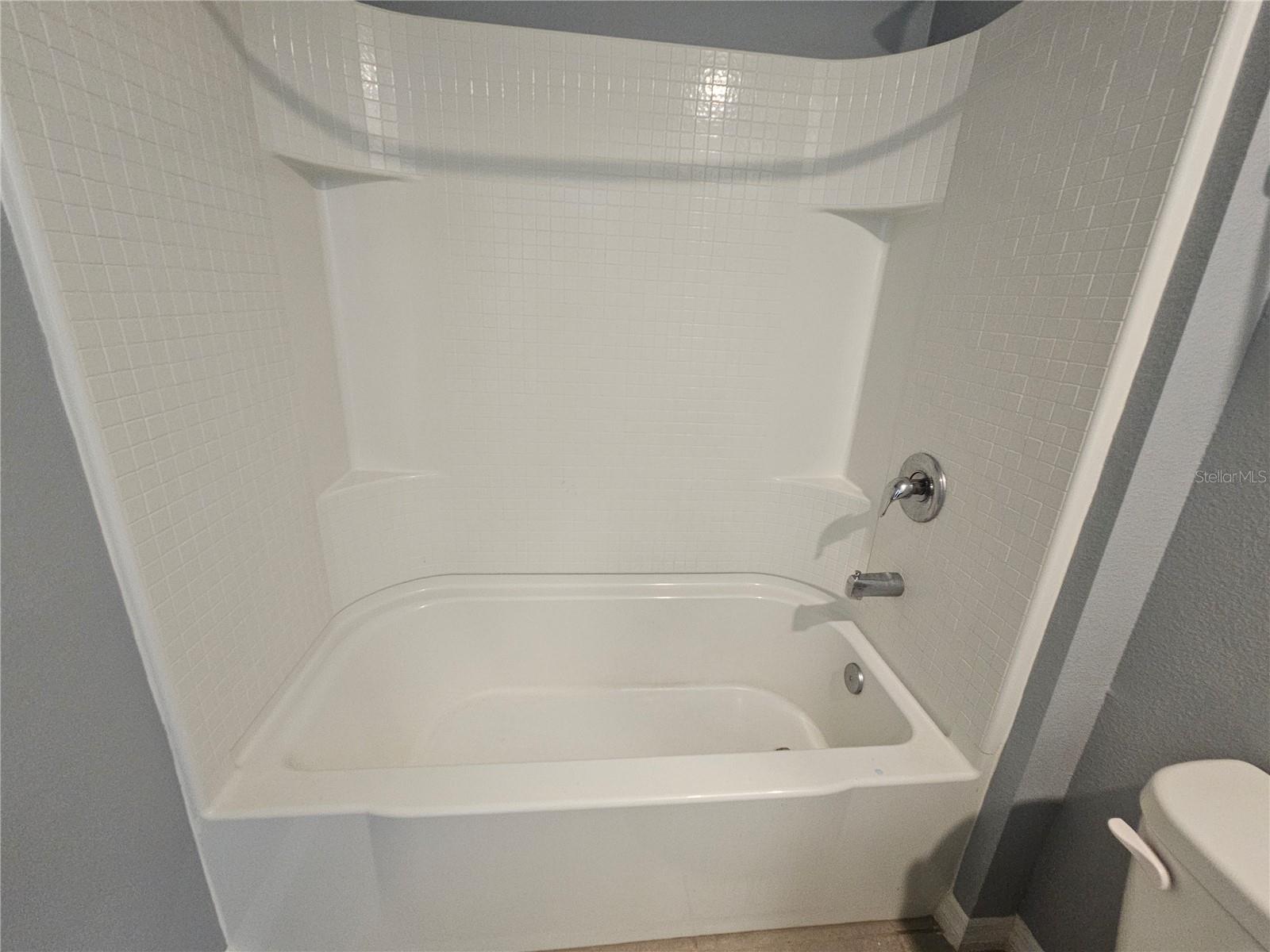 Image 18 of 33 For 1104 Tidal Rock Avenue