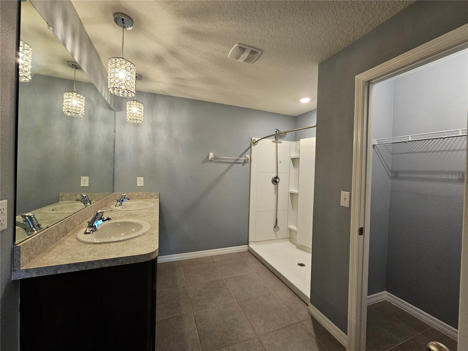 Image 25 of 33 For 1104 Tidal Rock Avenue