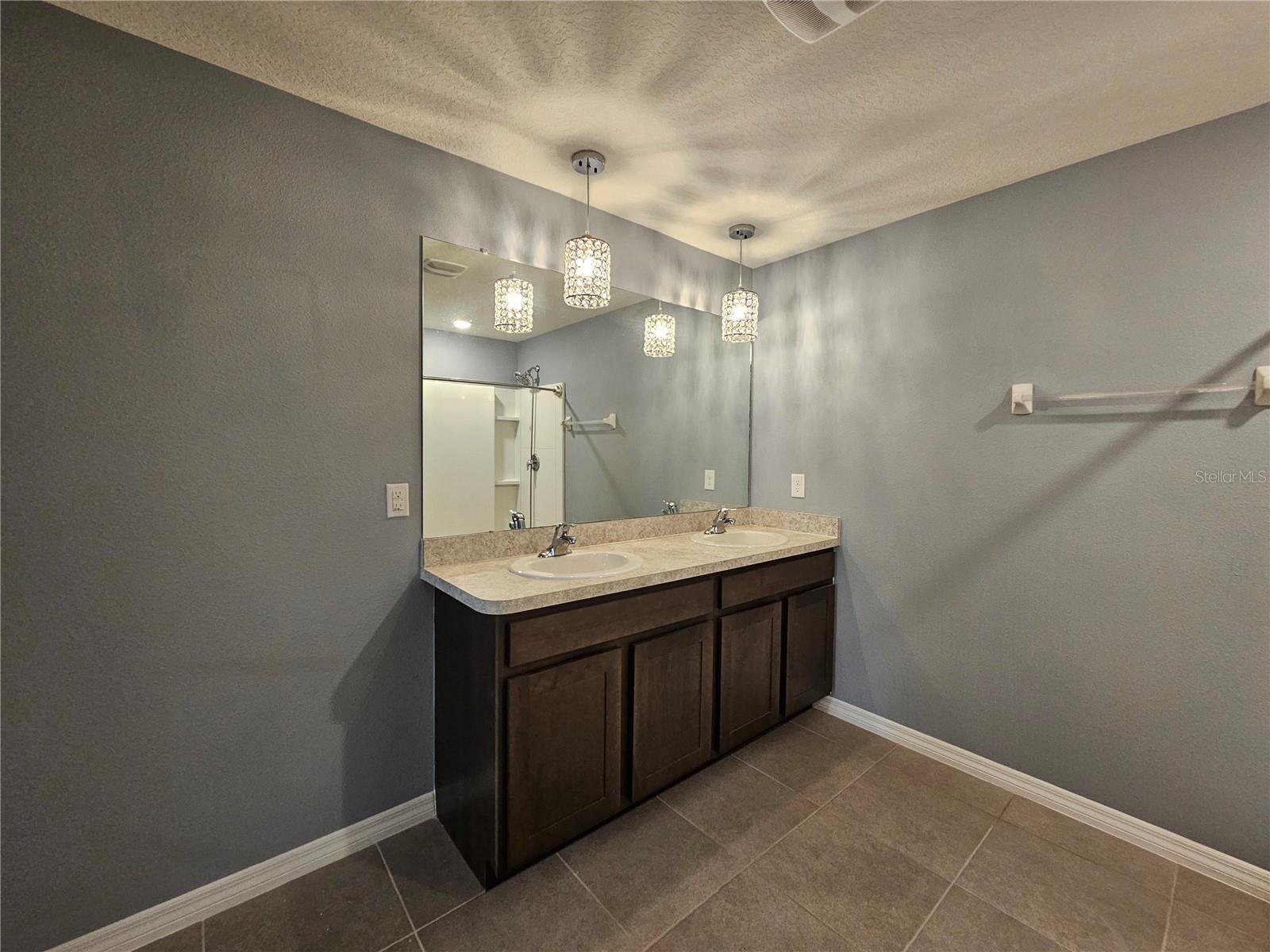 Image 27 of 33 For 1104 Tidal Rock Avenue