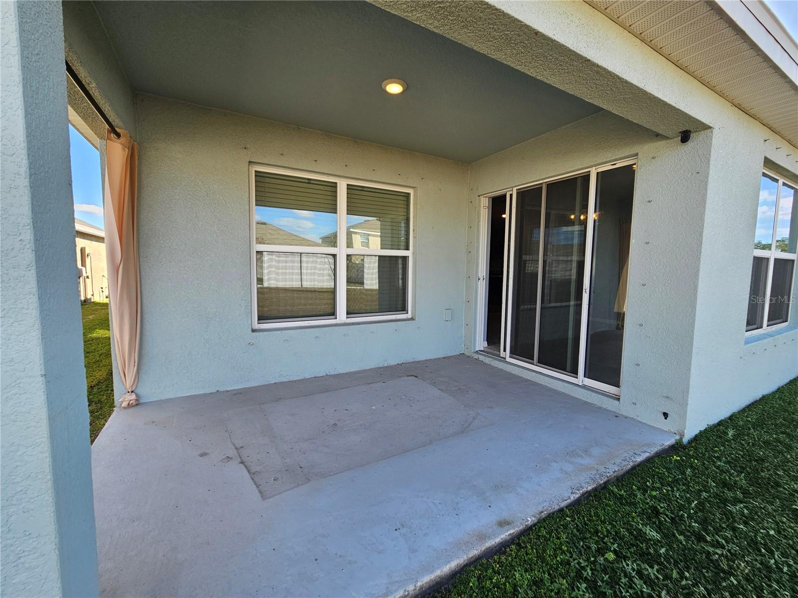 Image 5 of 33 For 1104 Tidal Rock Avenue