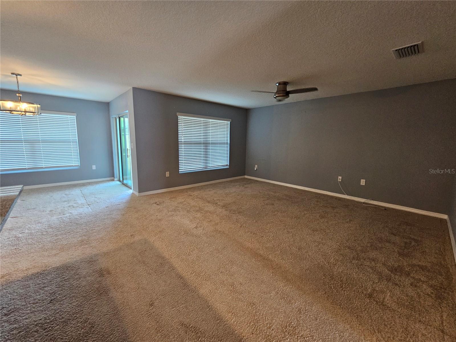 Image 7 of 33 For 1104 Tidal Rock Avenue