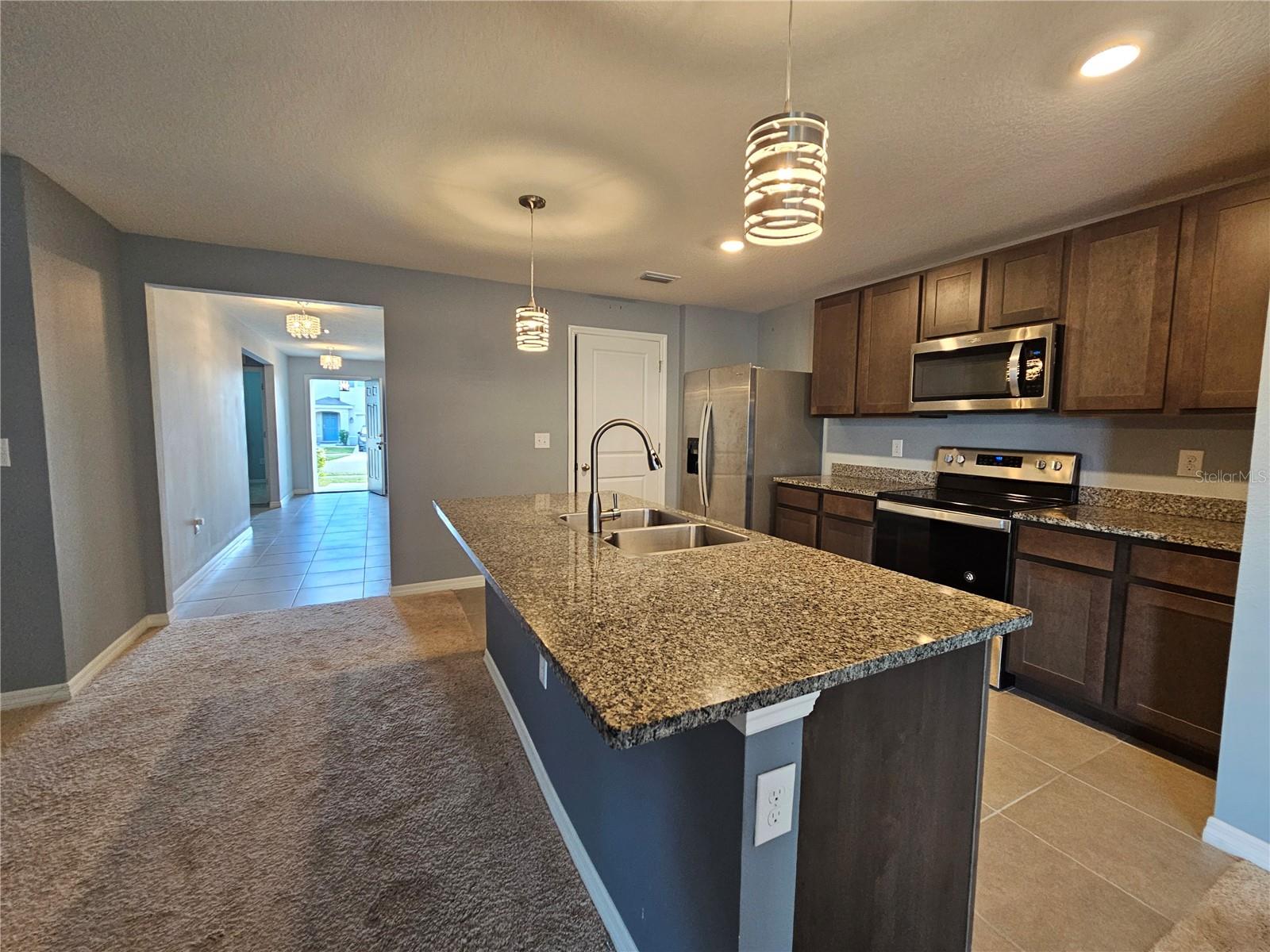 Image 9 of 33 For 1104 Tidal Rock Avenue