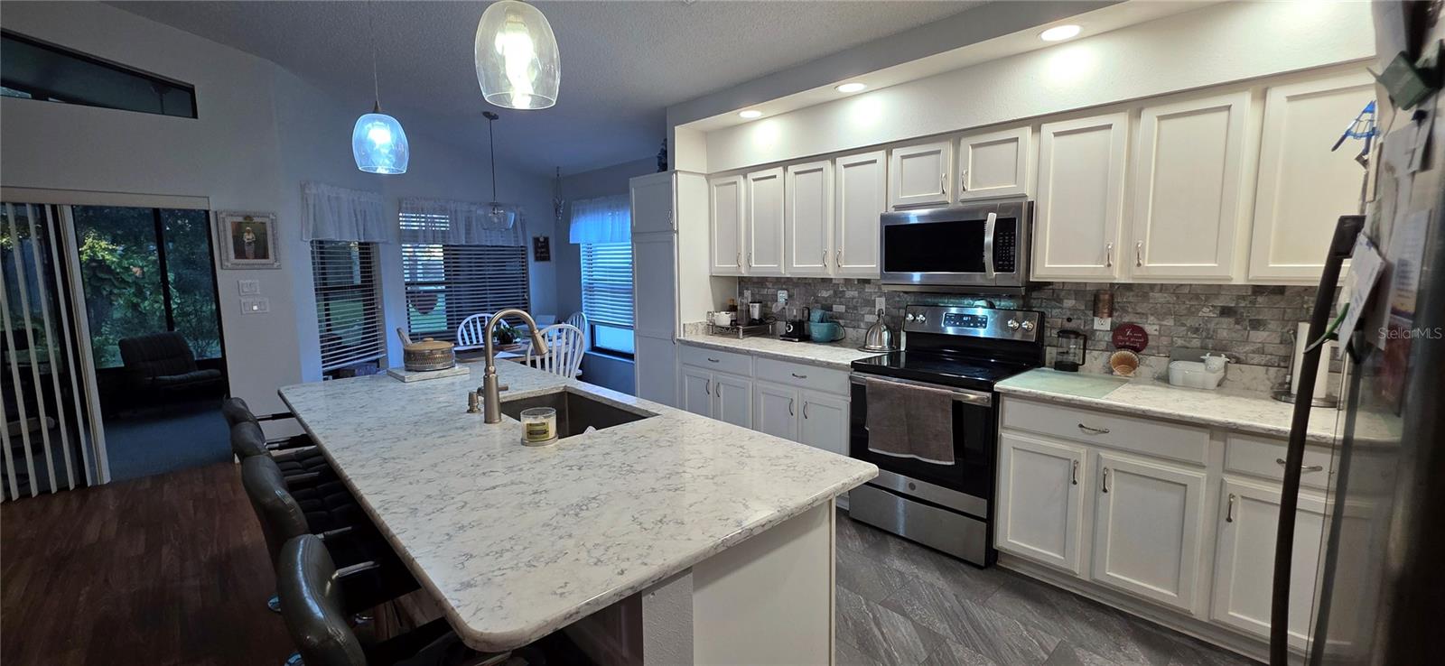 Image 32 of 56 For 11415 Kingstree Court