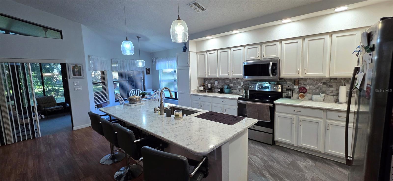 Image 36 of 56 For 11415 Kingstree Court