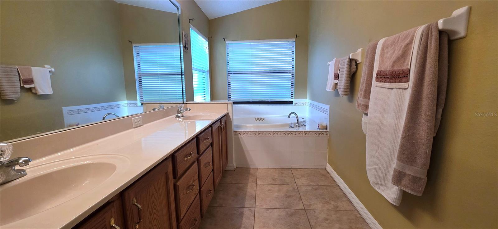 Image 45 of 56 For 11415 Kingstree Court