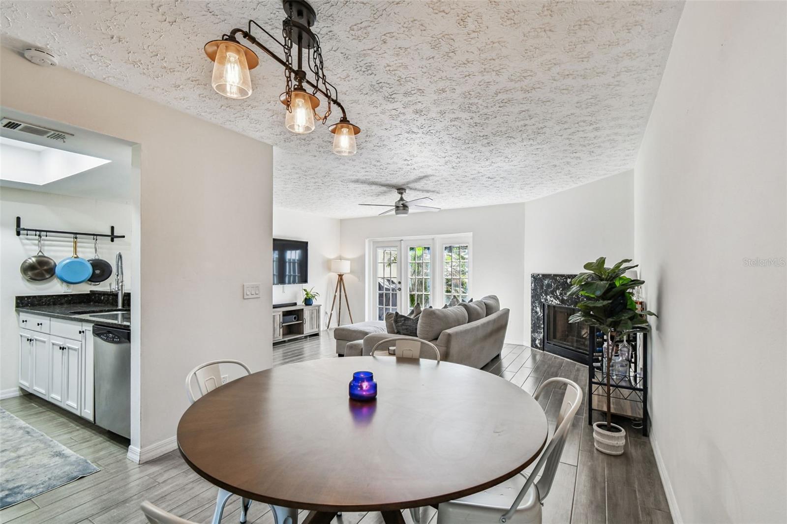 Image 3 of 22 For 2506 Tennessee Avenue D