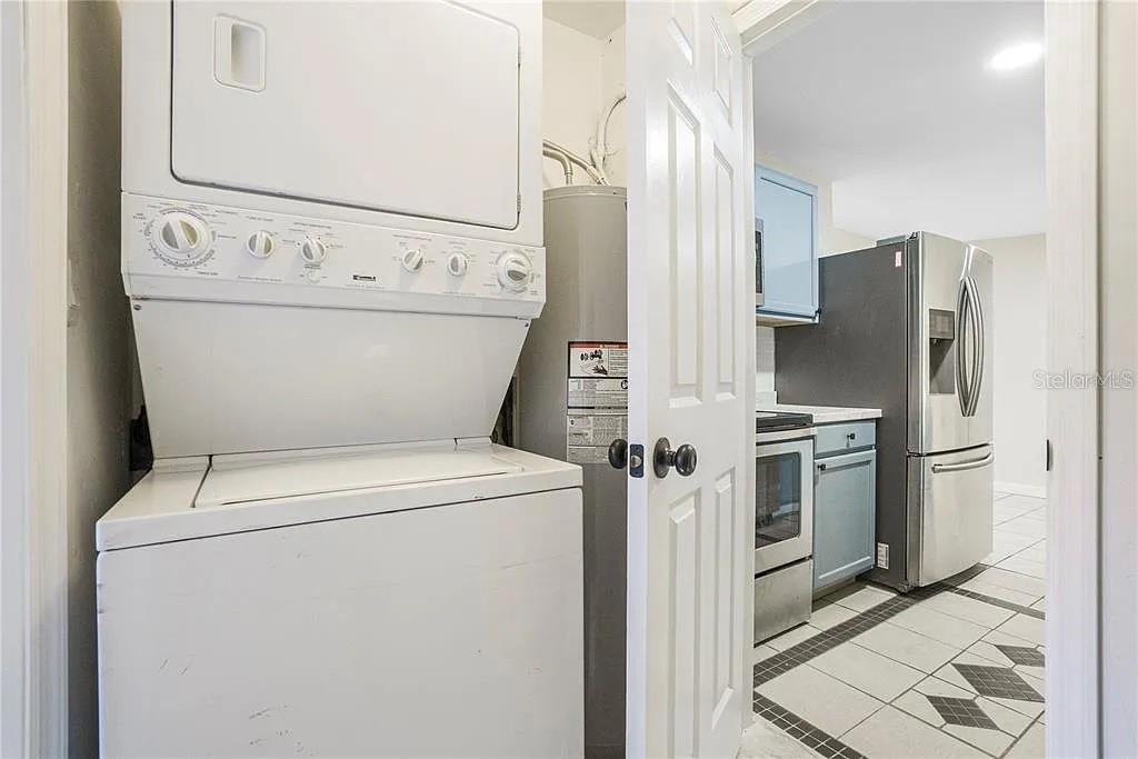 Image 11 of 21 For 6817 Larmon Street