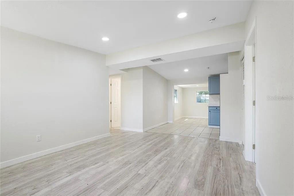 Image 4 of 21 For 6817 Larmon Street