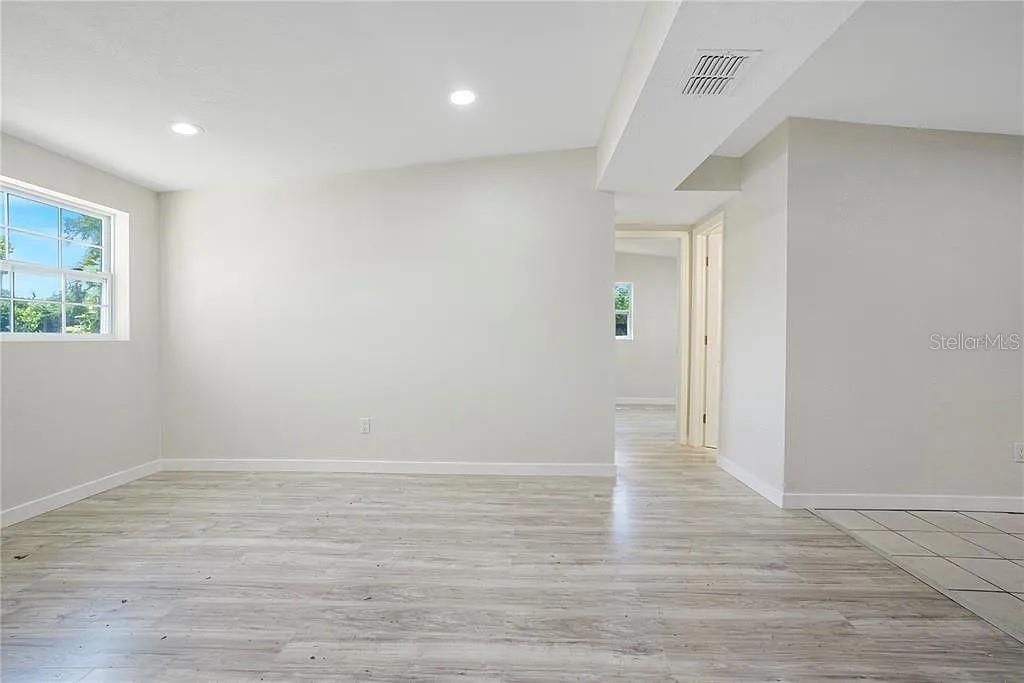 Image 6 of 21 For 6817 Larmon Street