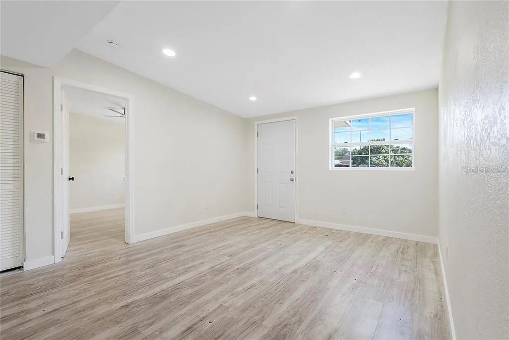 Image 9 of 21 For 6817 Larmon Street