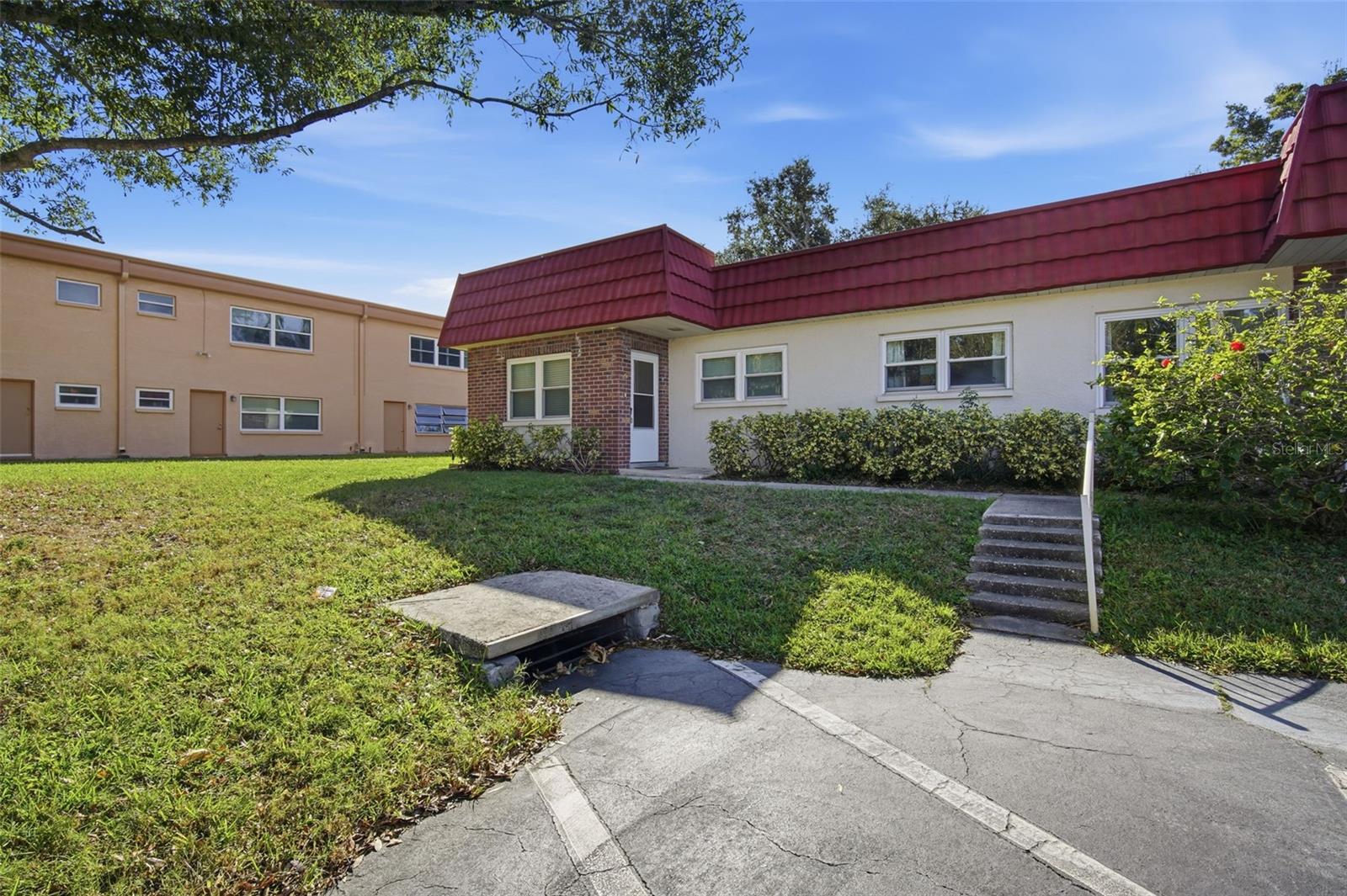 Image 2 of 32 For 5865 37th Avenue N 19