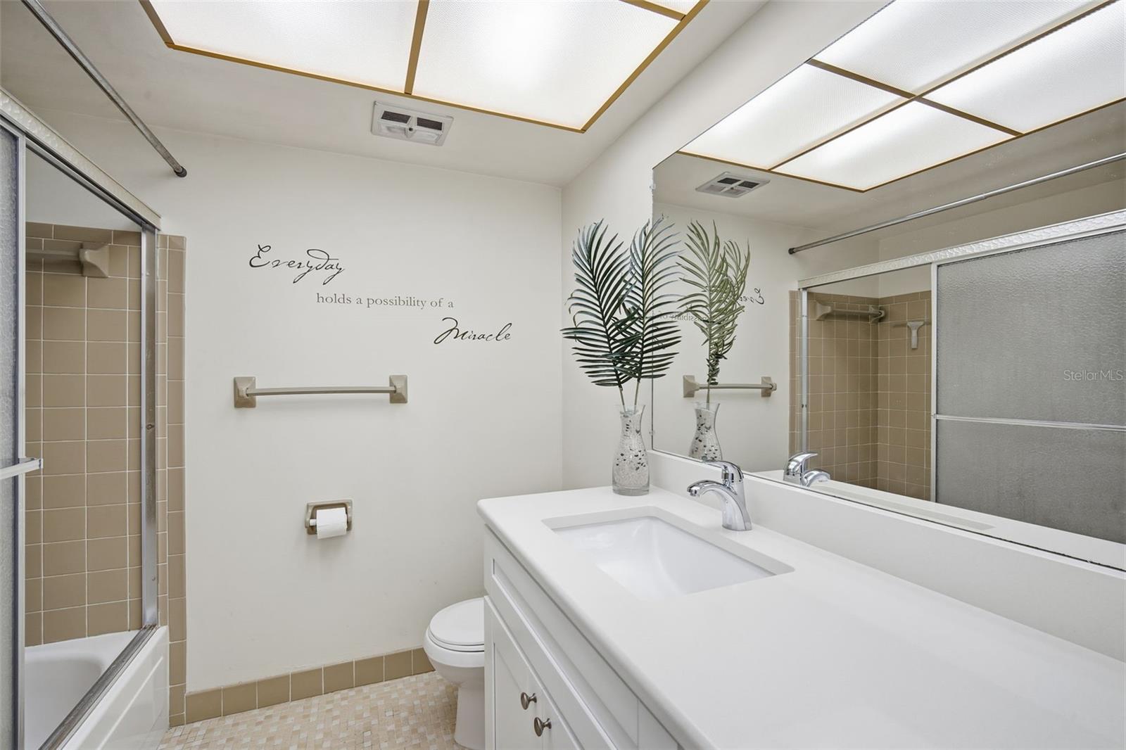 Image 24 of 32 For 5865 37th Avenue N 19