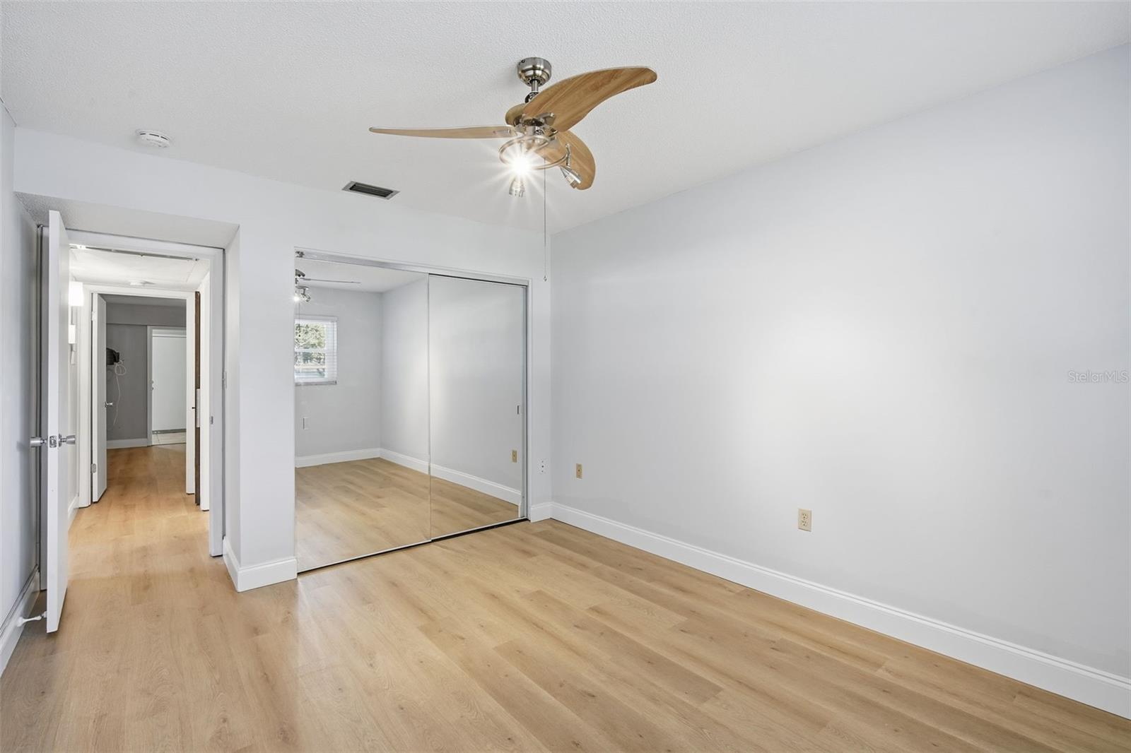 Image 28 of 32 For 5865 37th Avenue N 19