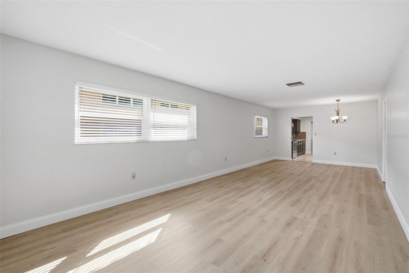 Image 5 of 32 For 5865 37th Avenue N 19