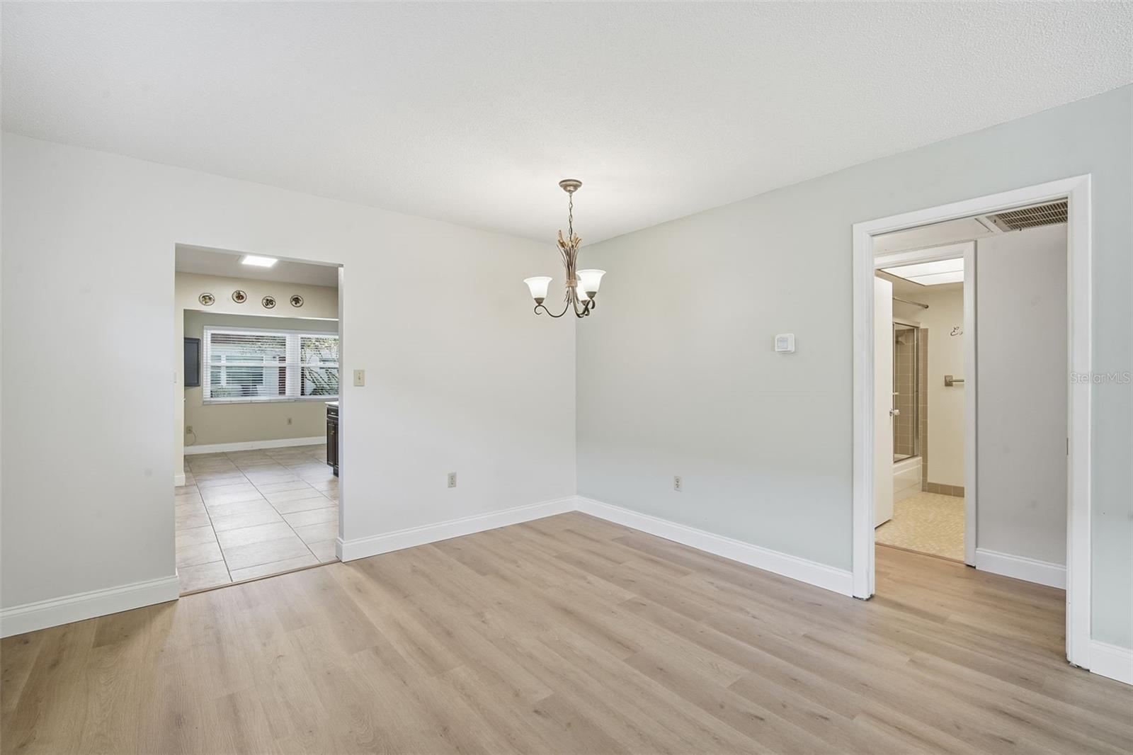 Image 9 of 32 For 5865 37th Avenue N 19