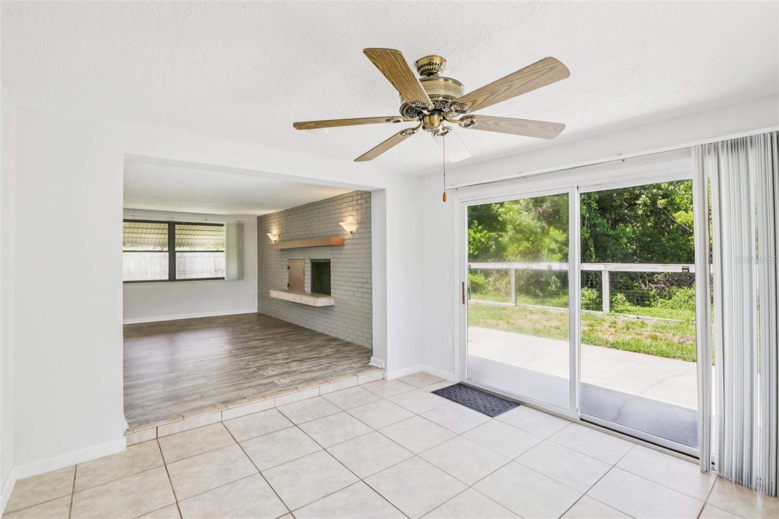 Image 20 of 42 For 4015 Litchfield Drive