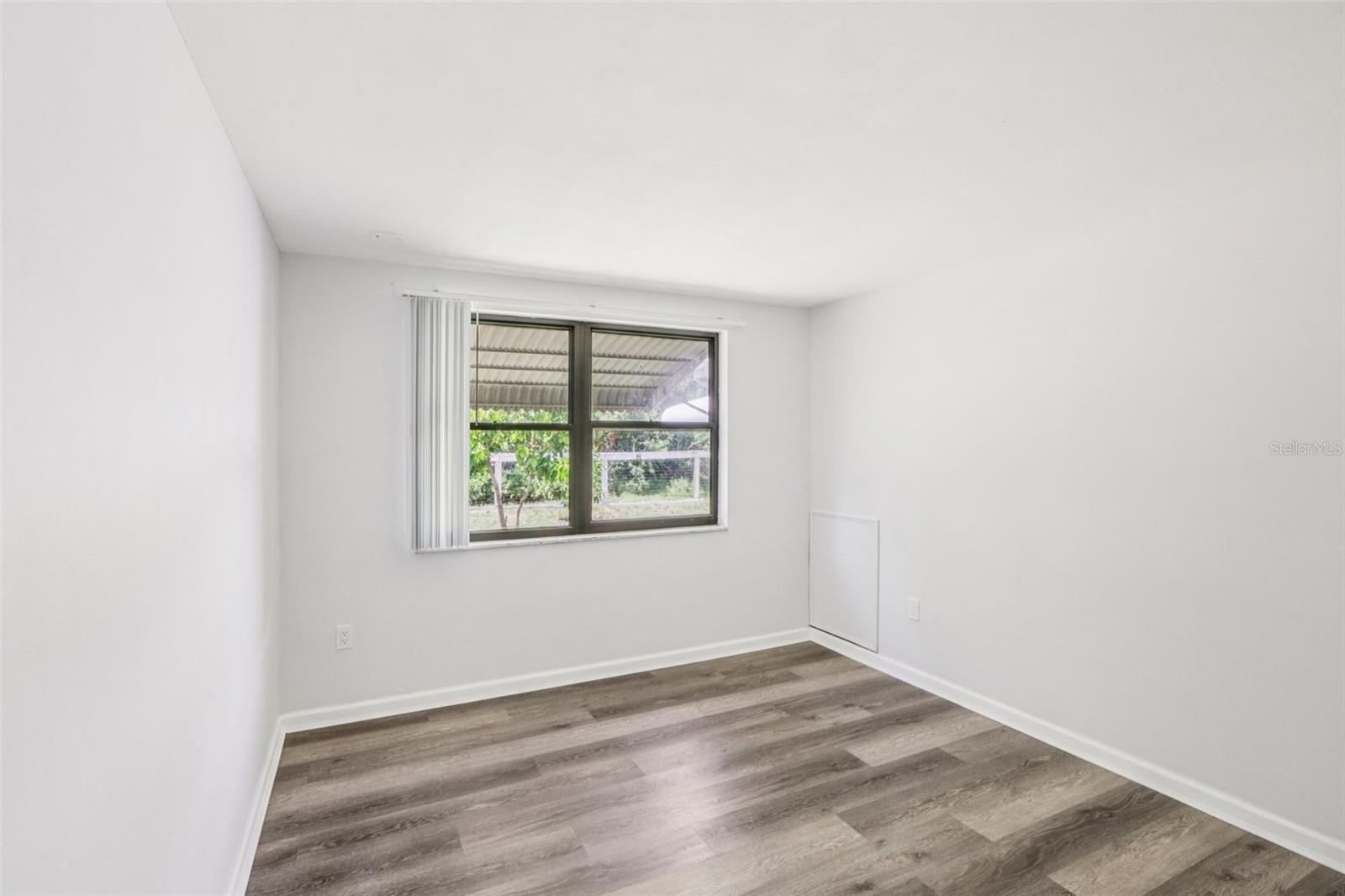 Image 25 of 42 For 4015 Litchfield Drive