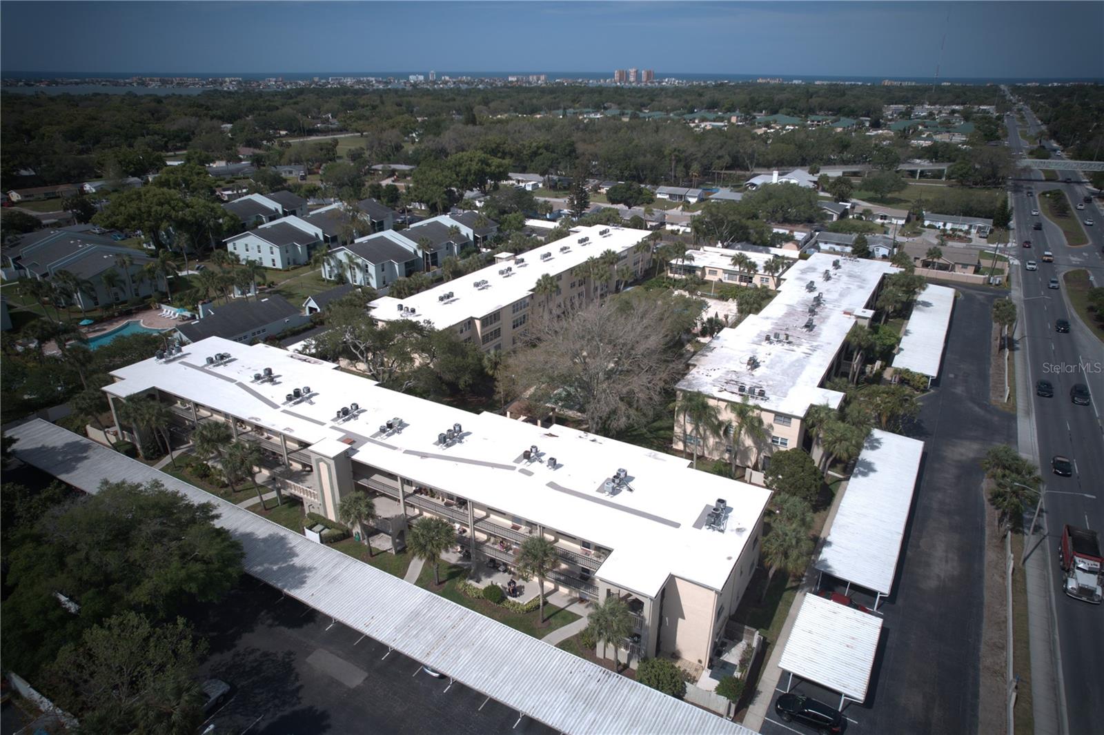 Image 26 of 31 For 11620 Park Boulevard 308