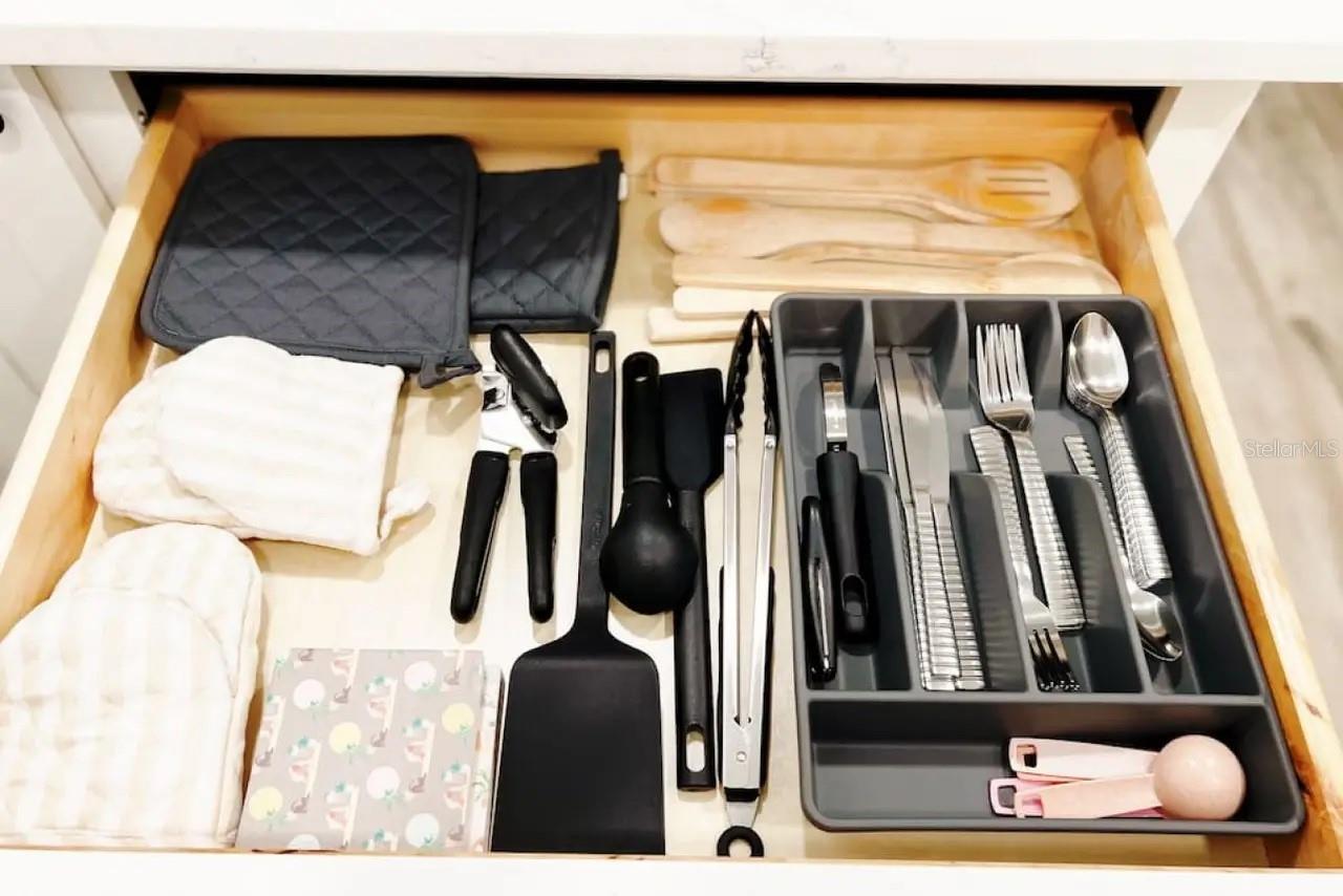 Image 14 of 18 For 611 Destiny Drive 516