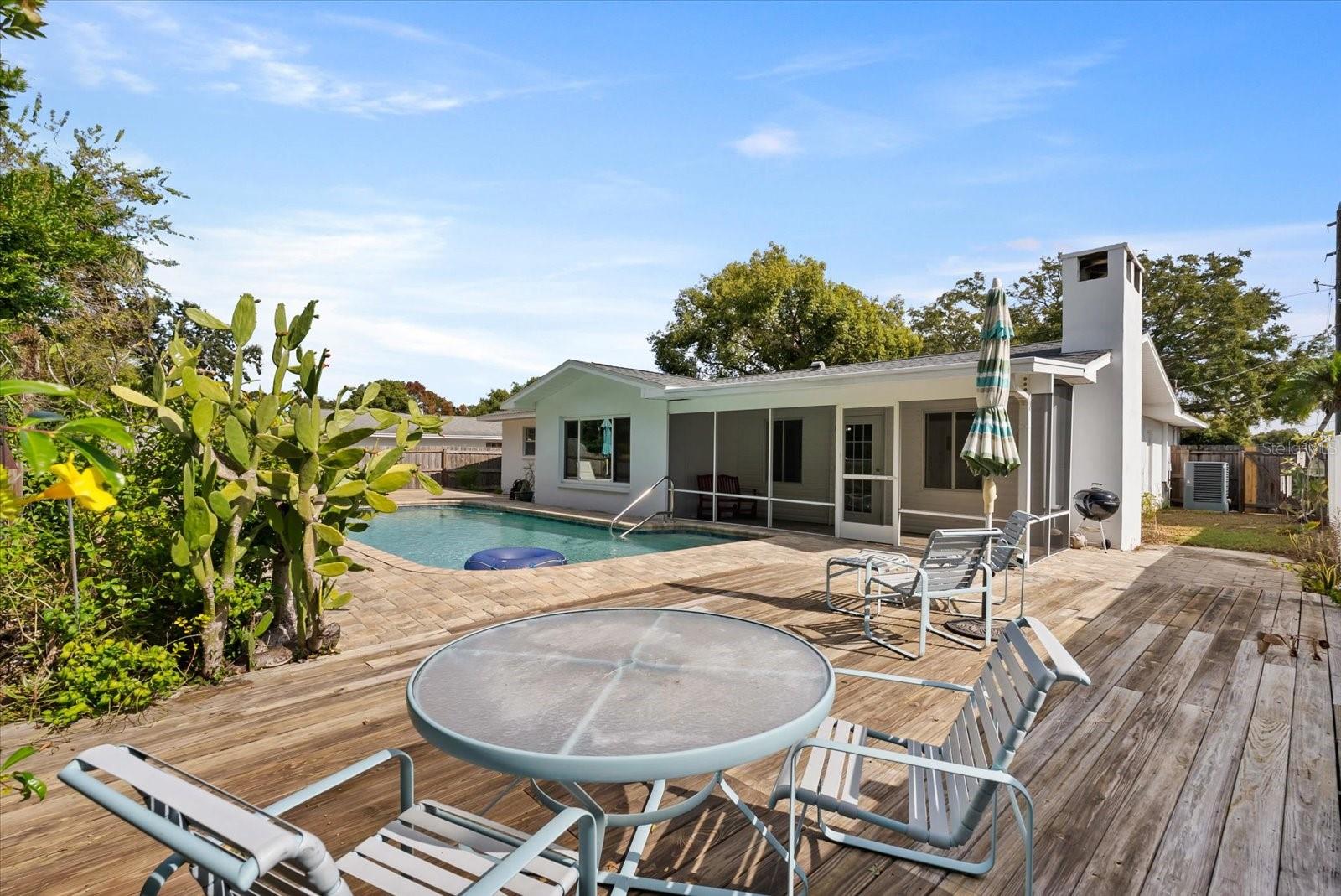 Image 25 of 31 For 1700 Patricia Avenue