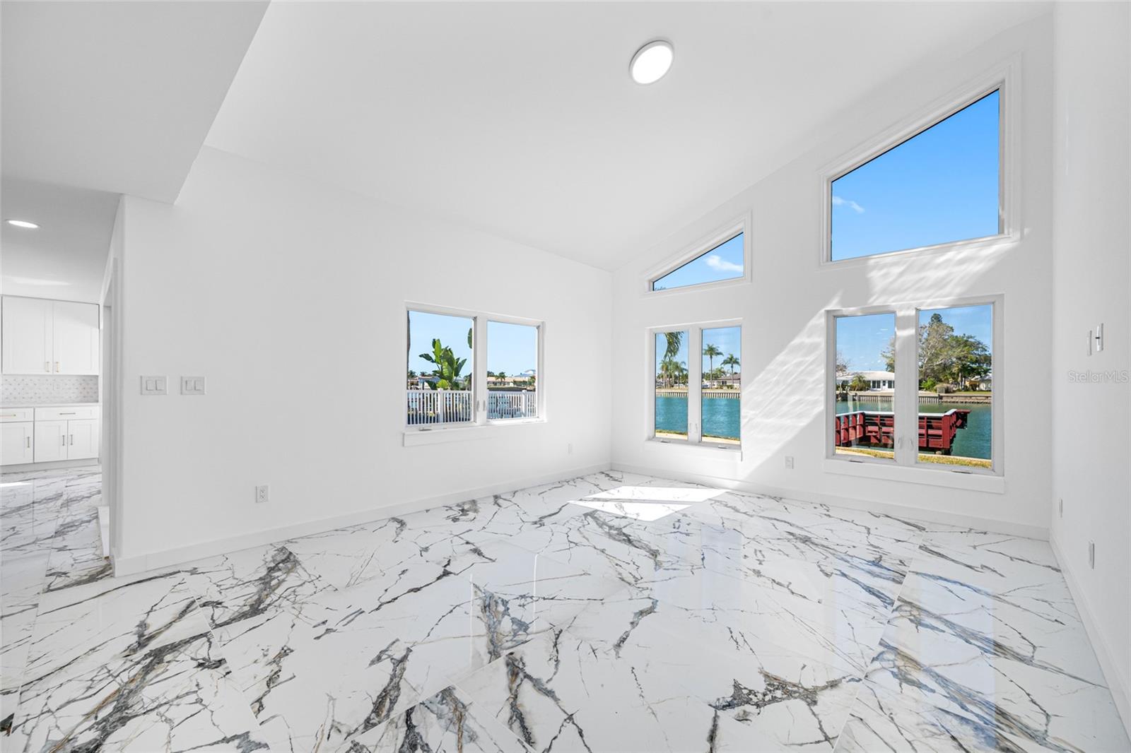 Image 12 of 60 For 600 115th Avenue