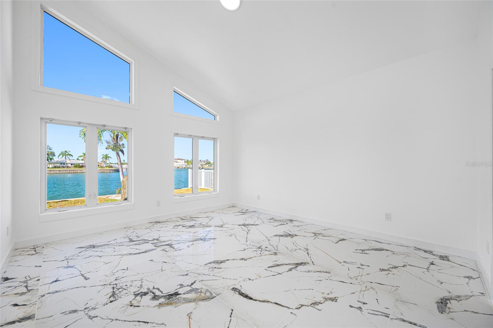 Image 27 of 60 For 600 115th Avenue