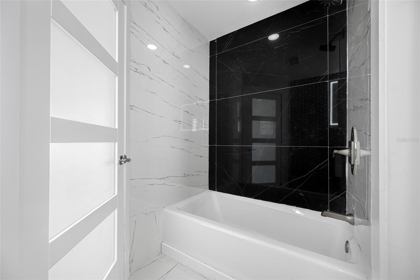 Image 32 of 60 For 600 115th Avenue