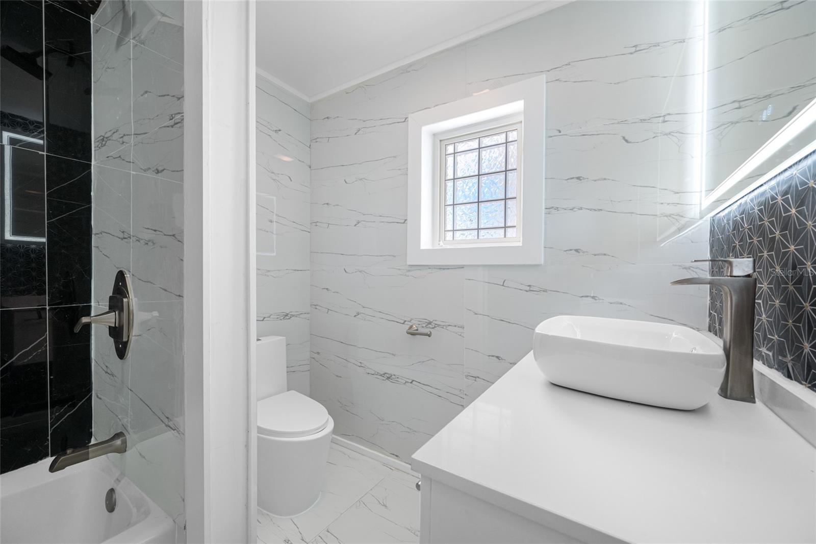 Image 33 of 60 For 600 115th Avenue