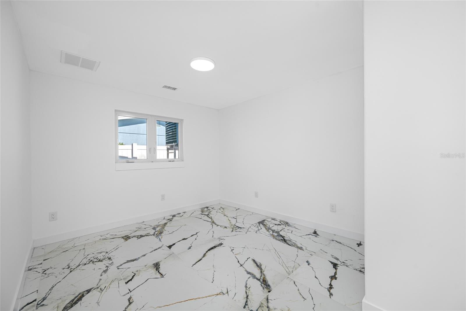 Image 44 of 60 For 600 115th Avenue