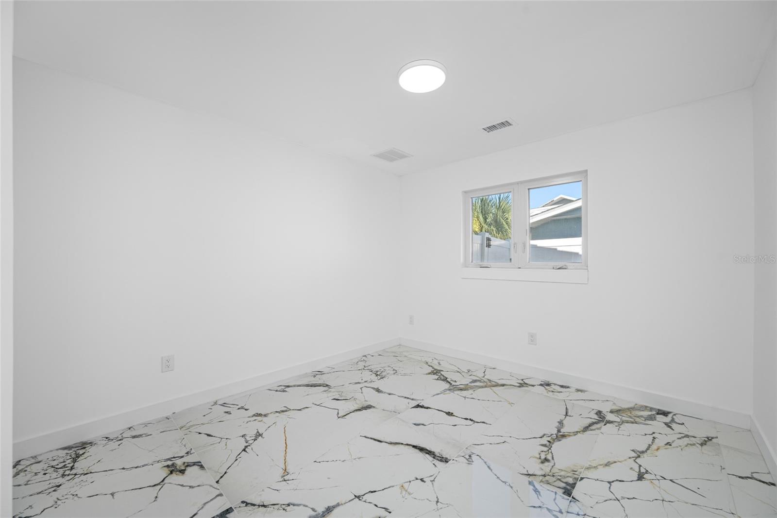 Image 46 of 60 For 600 115th Avenue