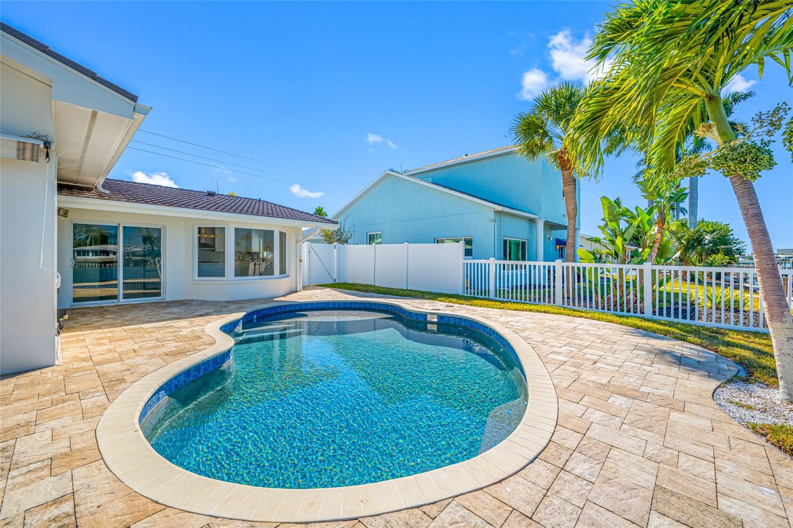 Image 50 of 60 For 600 115th Avenue