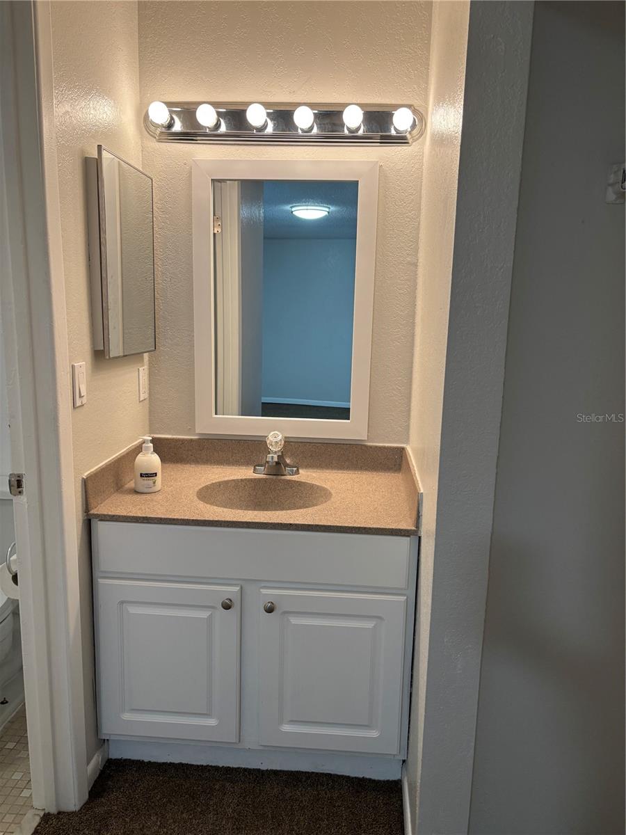 Image 14 of 33 For 5807 Erin Lane S C